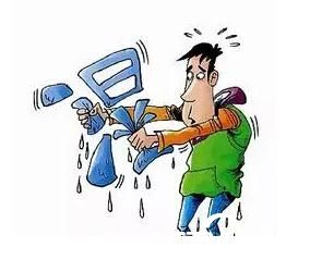 地下室潮濕困擾，一臺除濕機(jī)徹底解決